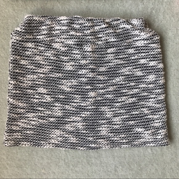 Piperlime Skirt - Picture 3 of 4